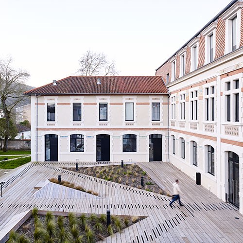 Cahors University, France Cahors University, France